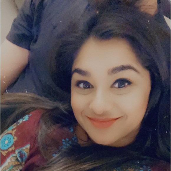 Meet your Posher, Benish - Picture 1 of 1